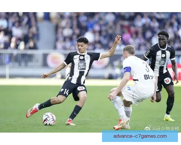 昂热俱乐部百年征程与法甲赛场荣耀传承故事发展历程与未来愿景