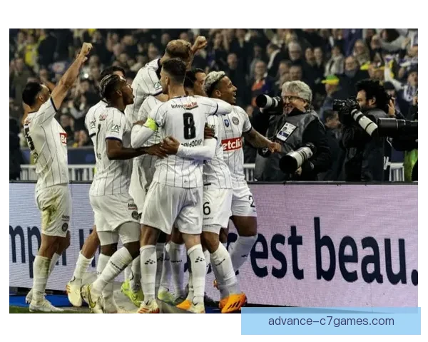 梅斯俱乐部百年征程与法甲沉浮中的坚守与复兴梦想全景故事 梅斯俱乐部百年征程与法甲沉浮中的坚守与复兴梦想全景故事